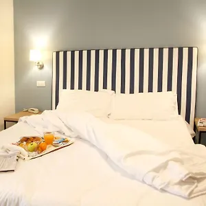 Majorca Sul Mare In Centro A 3*, Риччоне Италия